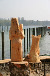 Mdchen und Hund - in der Eschenzer Badi